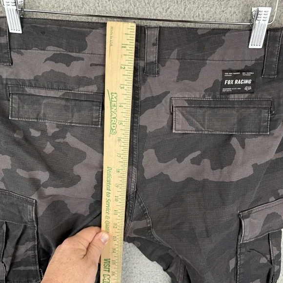 Fox Racing Shorts Mens 28 (Fits 30) Gray Camo Cargo Ripstop Motocross Y2K - Picture 4 of 7